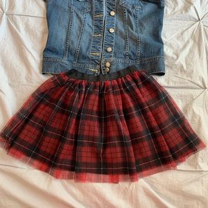 Children’s Place black/red plaid skirt